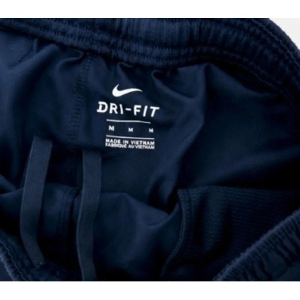 Nike Dri-FIT Soccer Shorts Mens Medium Navy Blue Side Stripe Athletic Training